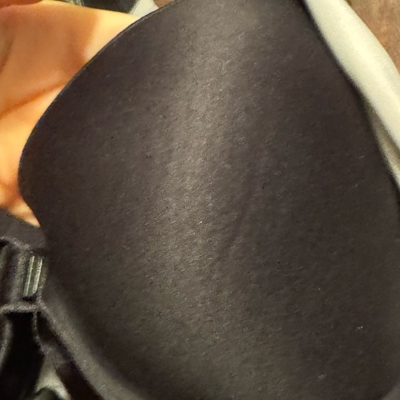 Victoria's Secret Incredible Knockout Ultra Max Butterfly Bra - Picture 7 of 12